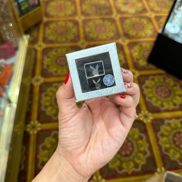 NWT VINTAGE PLAYBOY BUNNY LOGO CUFF LINKS - Picture 8 of 8